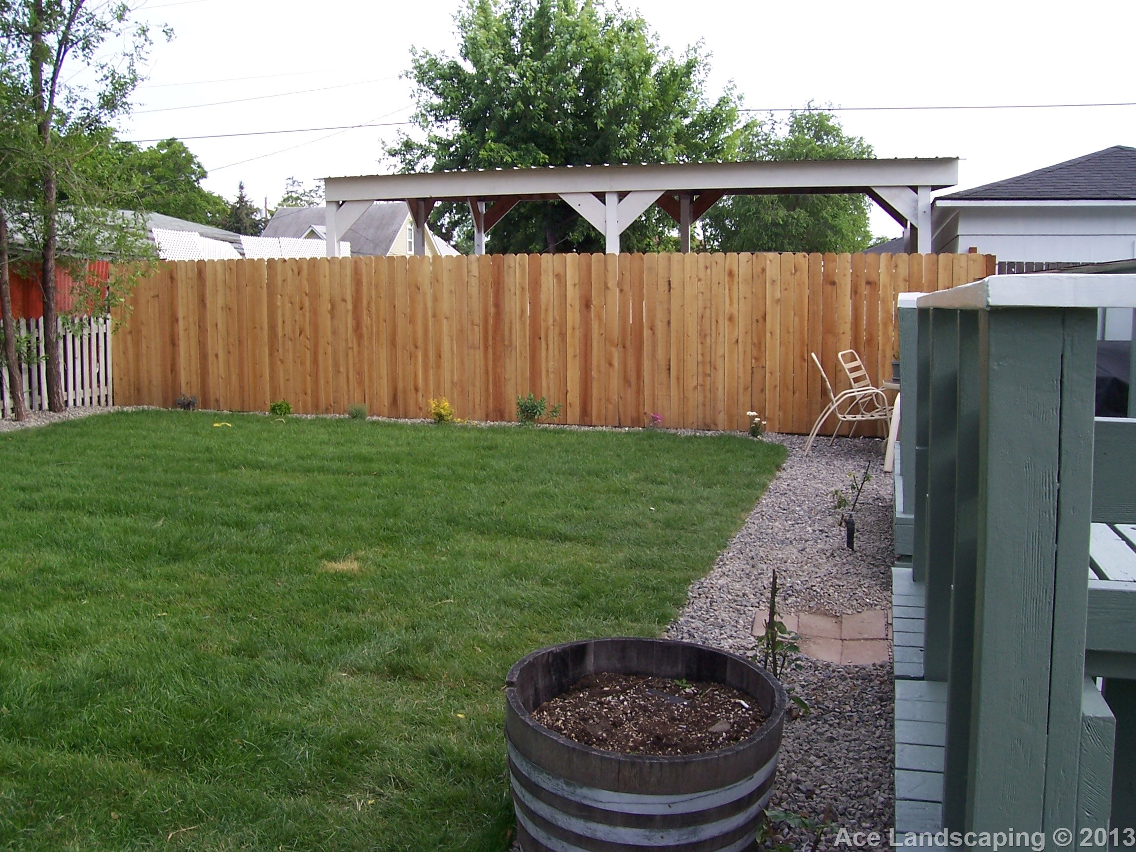 fencing contractor - wood, chain link, & vinyl fences