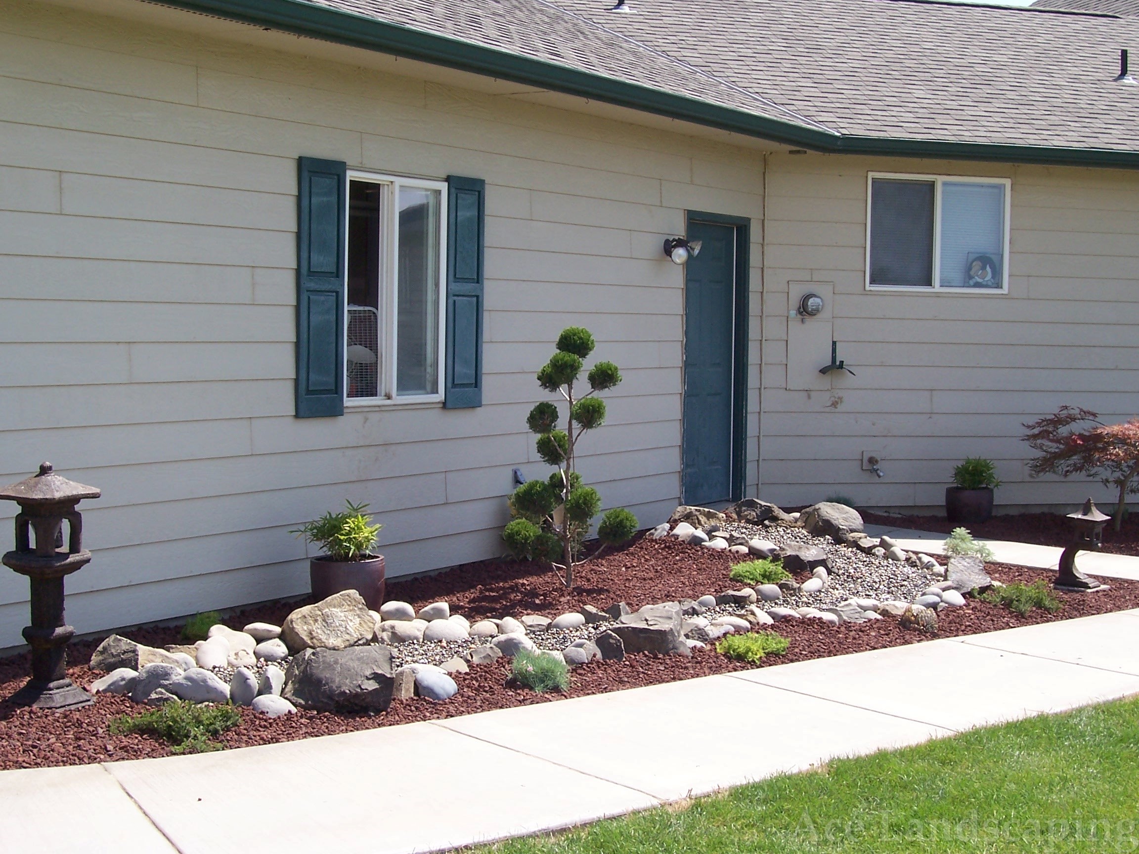 LANDSCAPE DESIGN CONTRACTOR Landscaping Design & Construction